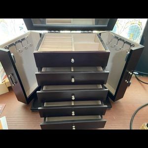 Jewelry Box